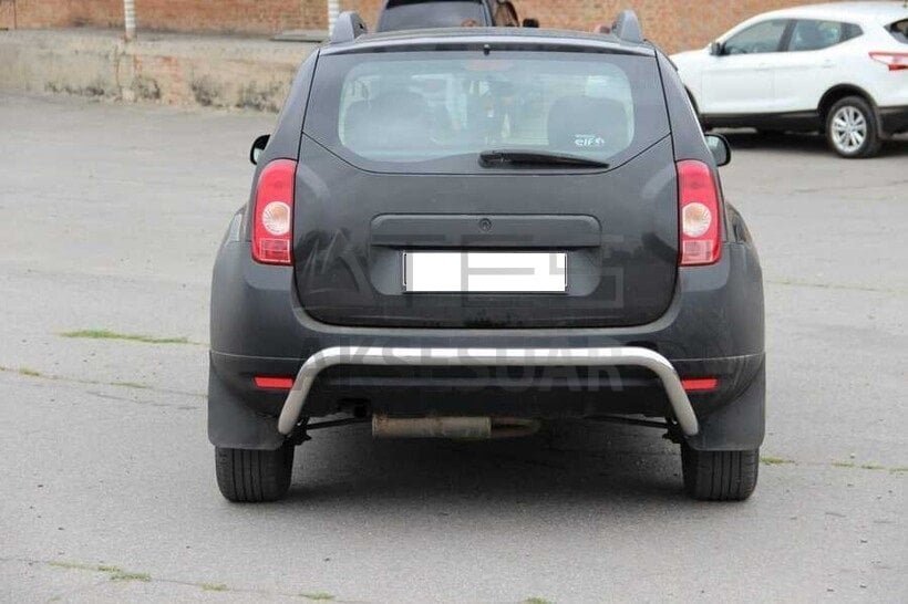 dacia-duster-pars-arka-koruma-q60-krom-2010-2017-arasi-28097-10-k.jpg Dacia Duster Pars Arka Koruma Çap:60 Krom 2010-2017 Arası - Görsel 1