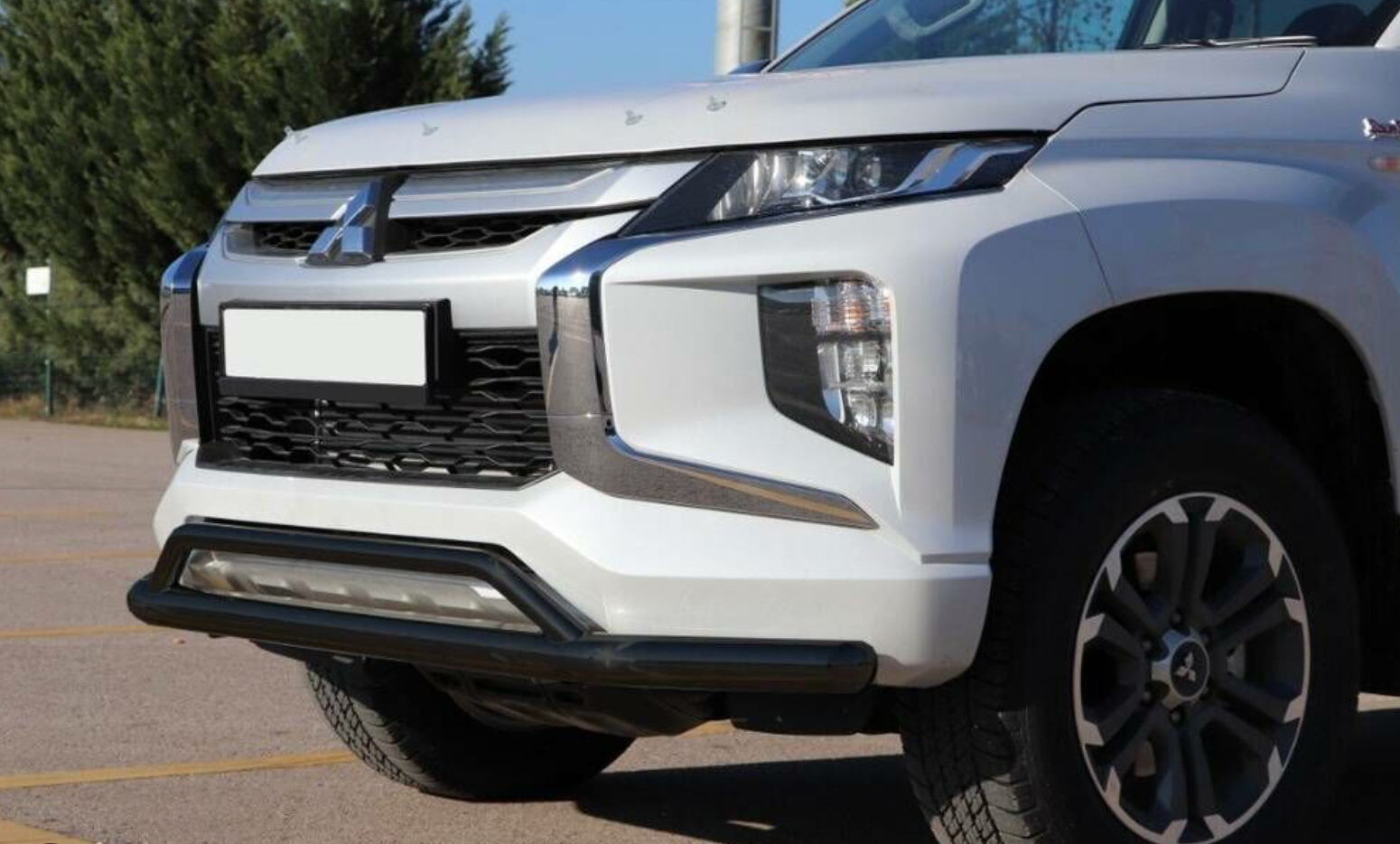 ekran-resmi-2025-03-18-13-05-45.png Mitsubishi L200 Ön Koruma Siyah - Görsel 1