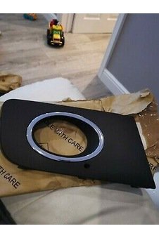 WISCO 2HH807490BRYP Tampon Izgarası Sağ Sisli Nikelajlı VW Amarok 12-17